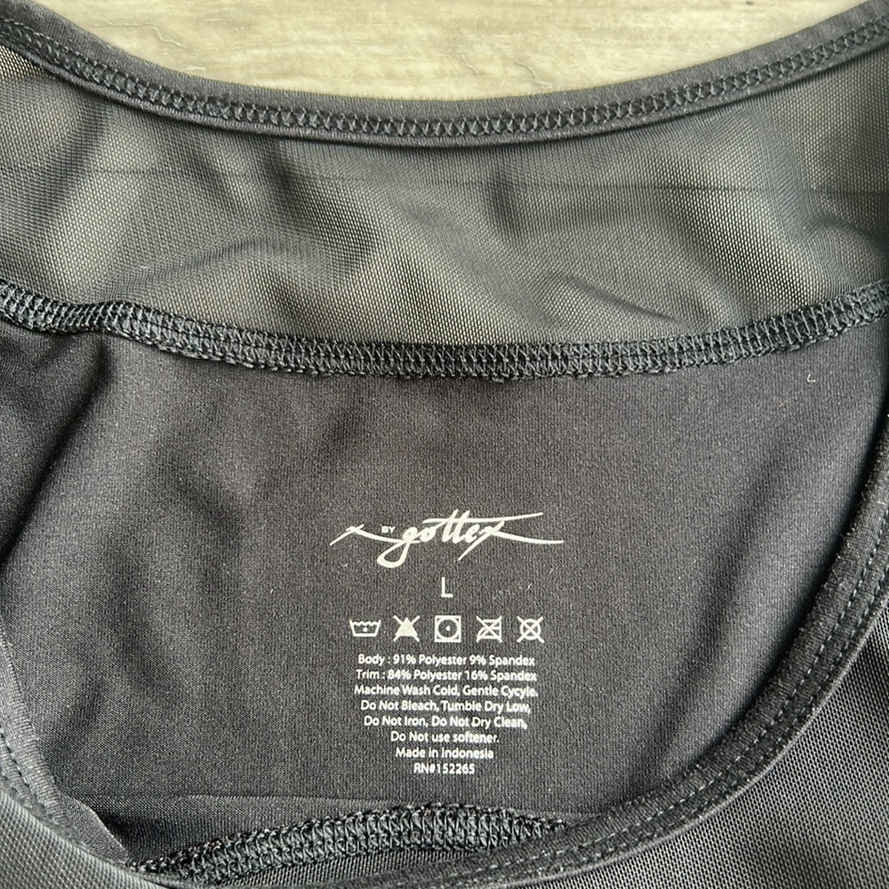 X by Gottex L yoga ls top - Picture 2 of 7